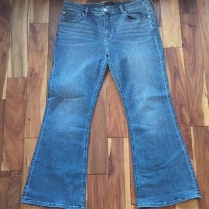 Quince Flare Leg Blue Jeans
